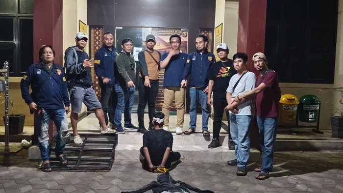 Saat pelaku D diamankan di Polsek Ilir Barat I