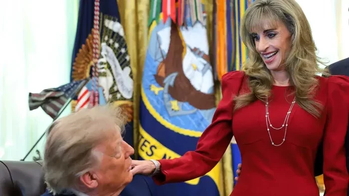 Susan Dell bertemu Trump