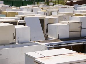 Geger Kuburan Kulkas, 50.000 Unit Rusak Menumpuk!