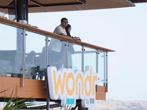 BNI Ajak Nasabah Rasakan Sensasi Nonton MotoGP Mandalika dari Bukit 360