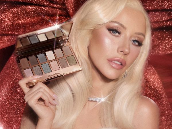 Christina Aguilera Tak Menua di Usia 45, Tampil Glamor di Iklan Kosmetik