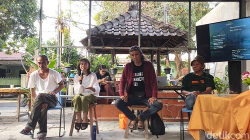 Diskusi dan pemutaran film Celukan Bawang: Zona Pengorbanan Energi Bali di Denpasar, Sabtu (10/10/2026). (Foto: Putu Yonata/detikBali)