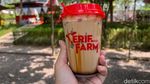 Bukan Cuma Main Sama Hewan, Peternakan di Cisarua Ini Punya Menu Susu Segar