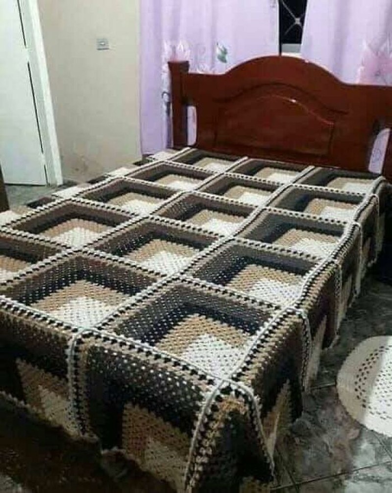 Kalau lihat foto-foto berikut, otak jadi ditipu selama beberapa saat. Mana yang paling bikin ilusi optik?