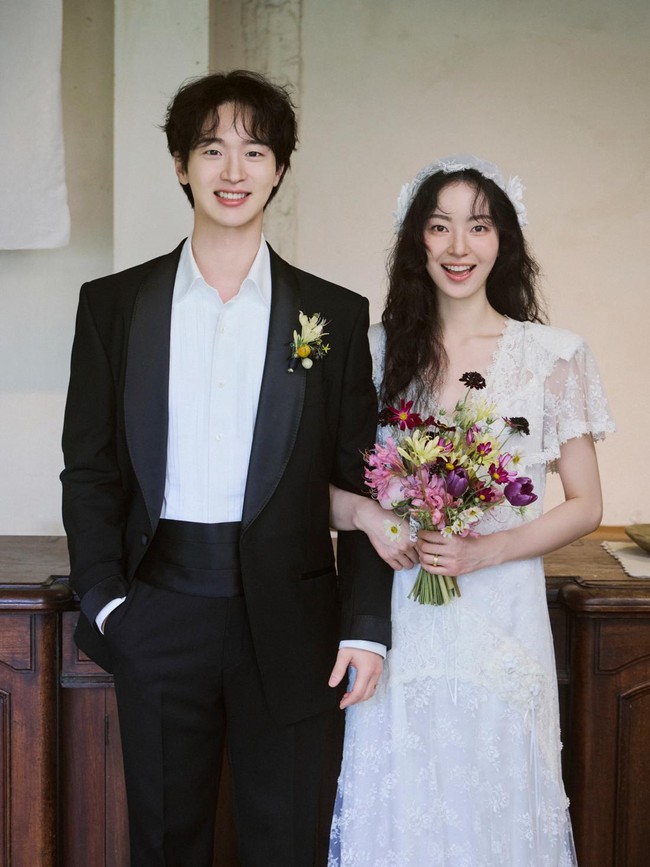 Aura Pengantin Baru! Jang Dong Yoon Resmi Nikah di Tanggal Cantik 10.10
