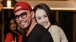 Kata Suami soal Penampilan Jennifer Dunn yang Curi Perhatian