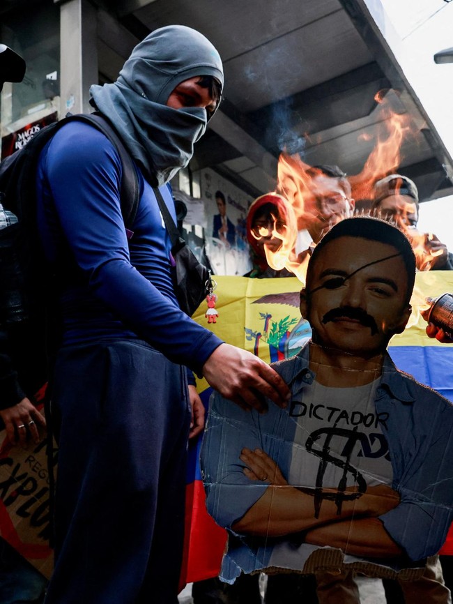 Kaum Muda Ekuador Demo Pemerintah, Tuntut Kesehatan dan Pendidikan Layak