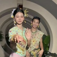 Di tengah perjalanan hidupnya, Leng mendapat dukungan dari keluarga sang kekasih. Mereka menerimanya dengan baik dan mendukungnya untuk melanjutkan pendidikan. Leng berhasil menyelesaikan pendidikan menengah dan mengikuti Gaokao, ujian masuk perguruan tinggi nasional di China.  Foto: dok. Baidu