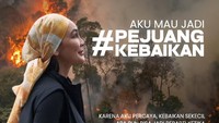 Luna Maya masih membuka donasi untuk kebakaran hutan tersebut. Hai, aku Luna Maya! Saat ini, hutan dan satwa yang hidup di Kalimantan membutuhkan pertolongan kita. Kita nggak bisa terus menunggu untuk berbuat sesuatu. Yuk, jadi Pejuang Kebaikan. Donasi sekarang, karena bantuanmu dibutuhkan hari ini, kata Luna Maya dalam Instagram miliknya. Foto: dok instagram Luna Maya