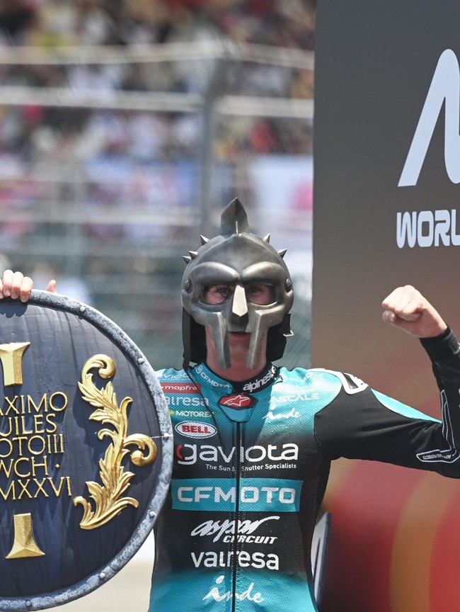 Maximo Quiles Juara Moto3 Mandalika 2026, Veda Ega Tampil Gigih Finis Keenam