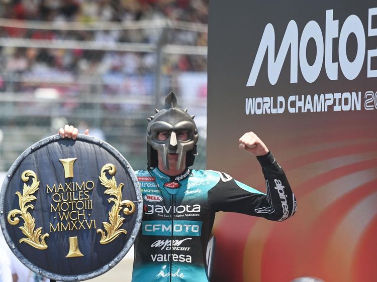 Maximo Quiles Juara Moto3 Mandalika 2026, Veda Ega Tampil Gigih Finis Keenam