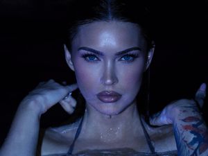 Megan Fox Jual Konten Seksi di Platform Mirip OnlyFans, Jadi Kontroversi