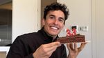 Momen Santai Marc Marquez Nikmati Sushi hingga Bikin Sosis Panggang