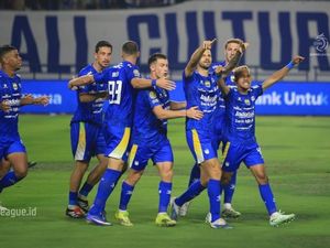Singgung Marc Klok, Pelatih Cong-Viettel Janji Sikat Persib