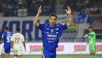 Thom Haye Keluhkan Jadwal Padat Persib