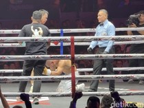 Petinju Filipina Bertekuk Lutut di Hadapan Daud Yordan pada Ronde 8