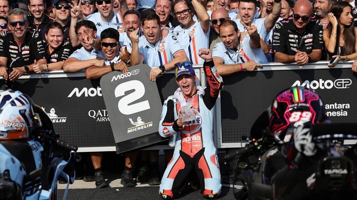 Aksi Heroik Raul Fernandez Amankan Podium Mandalika Walau Jari Cedera Parah (2)