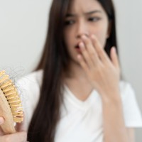 Jangan Sepelekan Sisir Kotor, Ini Dampaknya pada Rambut dan Kulit Kepala