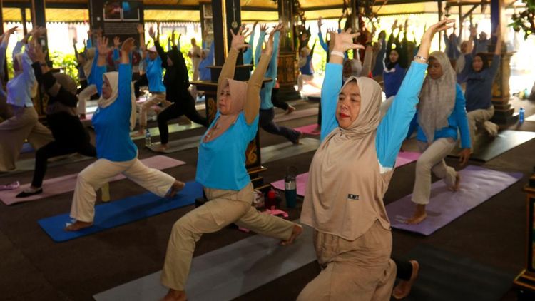 Yoga di Banyuwangi, Cara Warga Jaga Kesehatan Mental