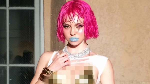 Potret Adela Penyanyi Nyaris Debut Bareng KATSEYE, Lagunya Viral di TikTok