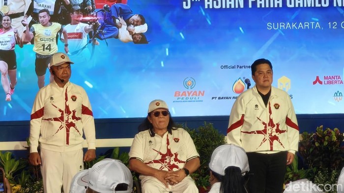Momen pelepasan Asian Paragames di Balai Kota Solo, Senin (12/10/2026).