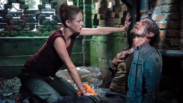 Crawl (2019) Crawl (2019)