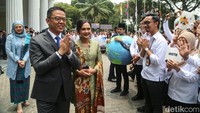 Diiringi Lagu Kisah Klasik, Sugiono Pamit dari Kemlu