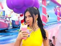 Serunya DJ Una saat Brunch di Bali hingga Jajan di Disneyland Hong Kong