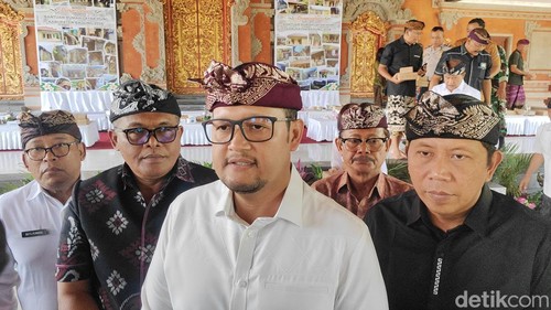 Wakil Bupati Badung, Bagus Alit Sucipta, Senin (12/10/2026). (Agus Eka/detikBali)