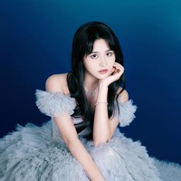 Kisah Horror Penyanyi China Wajahnya Disuntik 100x hingga Sakit Kepala Hebat