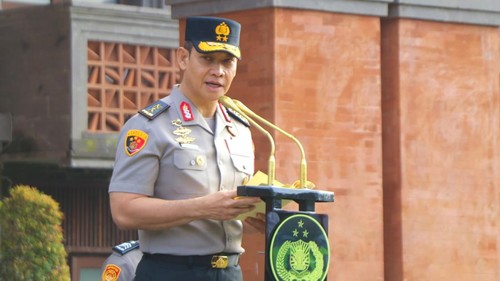 Kapolda Bali Irjen Daniel Adityajaya memimpin apel pagi terakhir bersama keluarga besar Polda Bali, Senin (12/10/2026). (Foto: Dok. Polda Bali)