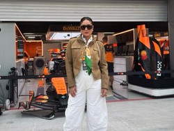 Gaya Kareena Kapoor Tampil Santai Tapi Mewah di F1 Grand Prix Singapura