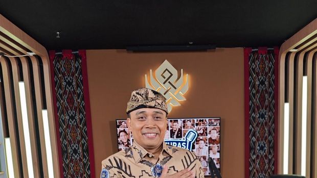Ketua AMI Putu Supadma dan Menbud Fadli Zon