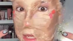Viral Trik Makeup Pakai Plastik, Diklaim Bisa Hemat Waktu 20 Menit