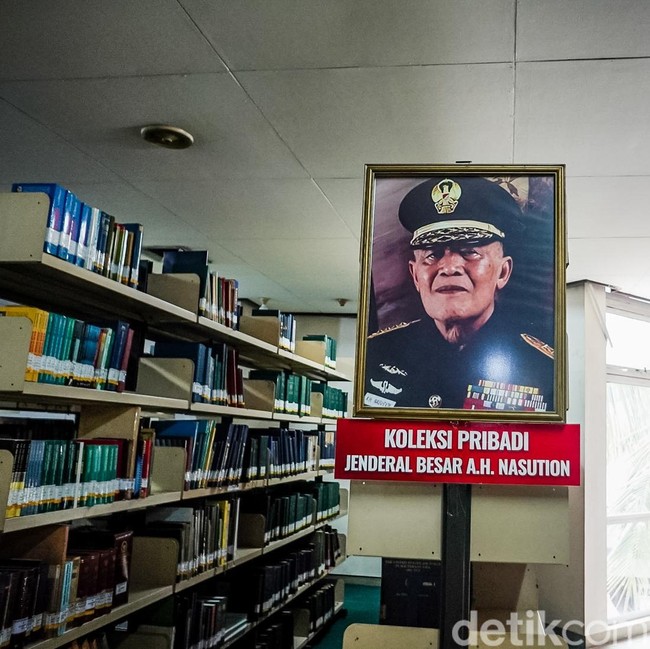 Menelusuri Jejak Sejarah Militer Lewat 43 Ribu Buku di Perpustakaan TNI
