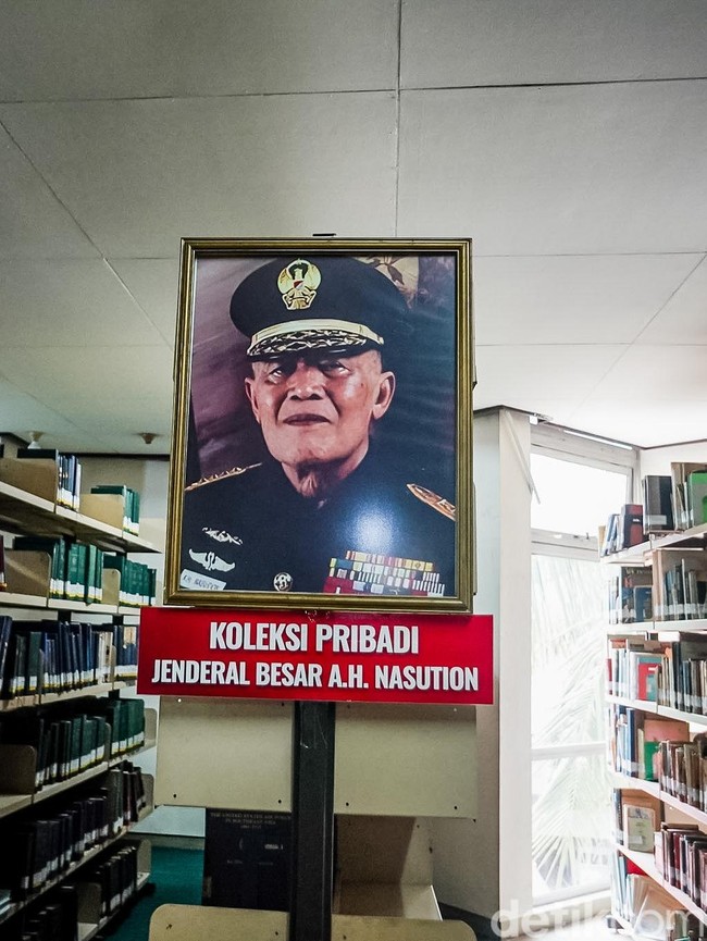 Menelusuri Jejak Sejarah Militer Lewat 43 Ribu Buku di Perpustakaan TNI