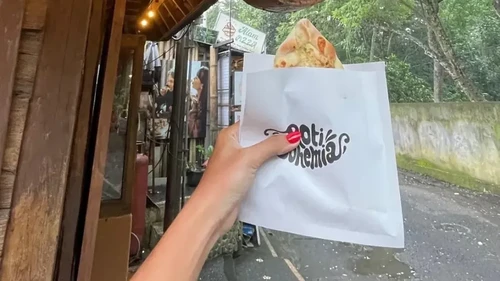 Menu Turkish Pide Roti Bohemia. (Instagram @rotibohemia)