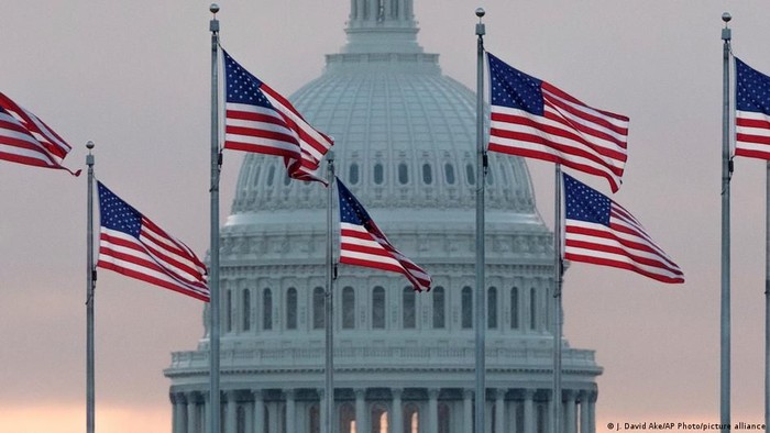 AS akan menggelar pemilihan umum paruh waktu pada tanggal 3 November 2026 (J. David Ake/AP Photo/picture alliance)