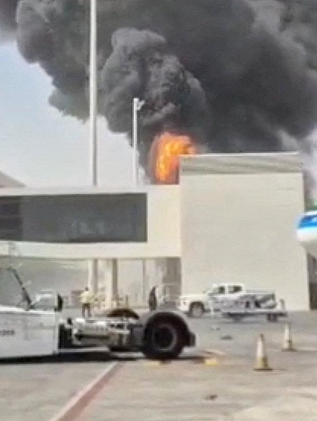 Potret Bandara King Khalid Arab Saudi Diserang Houthi Yaman