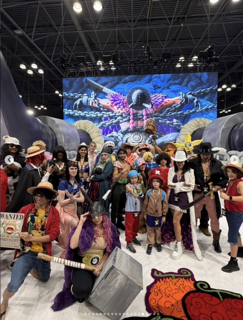Potret Kocak Cosplayer Amerika Jadi Karakter One Piece
