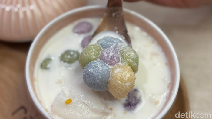 Rutsu: Cobain Kolak hingga Thai Bualoy, Ragam Dessert Asia di Kafe Kemang