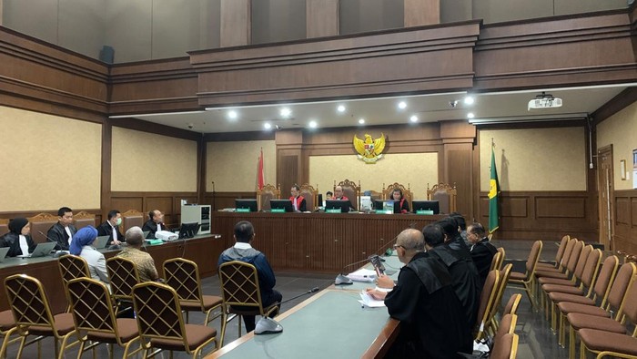 Sidang terdakwa Budiman Bayu Prasojo selaku Kepala Seksi Intelijen Cukai P2 DJBC Bea Cukai
