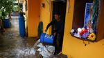 Badai Simon Picu Banjir dan Angin Kencang di Meksiko