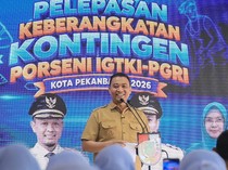 Lepas 65 Guru Ikuti Porseni, Wawalkot Pekanbaru Optimis Kontingen Ukir Prestasi