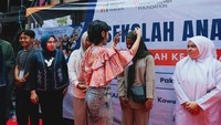 Dia mengungkapkan bahwa penemuan lokasi ini bermula dari keprihatinannya melihat tingginya angka anak putus sekolah di wilayah perairan tersebut. Foto: Instagram @andien