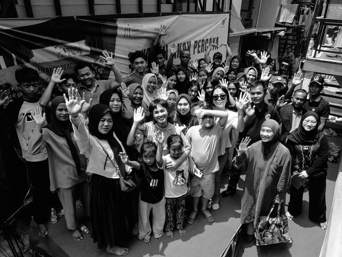 Andien buat sekolah gratis ke-5