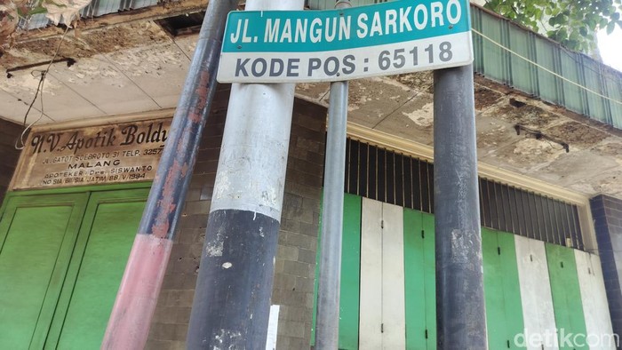 Apotik Blody penanda tak lekang waktu