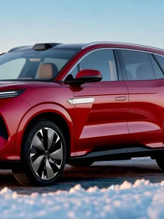 Ini BYD Atto 8, Mobil Listrik yang Ngecasnya Secepat Antre BBM di SPBU