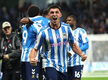 Coventry City Sikat Newcastle, Tempel Manchester United di Klasemen