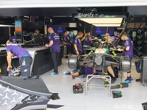 Lampu Pintar Signify: Cara Tim F1 Mercedes-AMG Petronas Pertahankan Performa & Atasi Jet Lag Sepanjang Musim